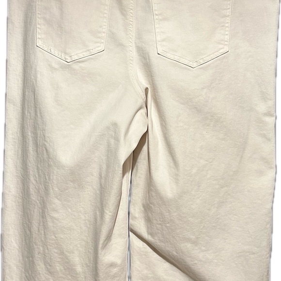 Encore by Idina Menzel Petite Wide Leg Off White Cropped Jeans - Picture 2 of 3